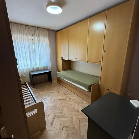 T-Home Apartman *